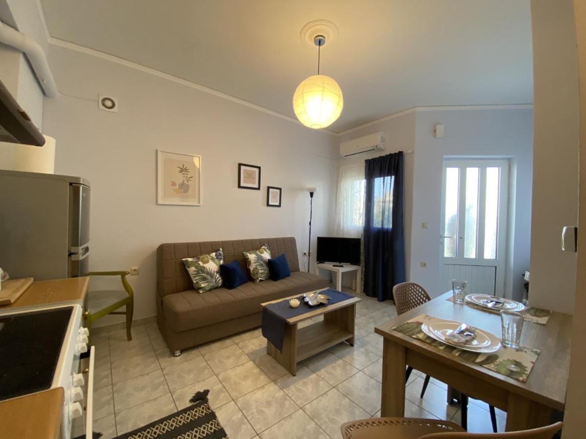 Alexandra'S Apartments Kounoupidhianá Екстериор снимка